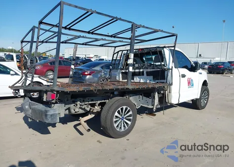 2016 Ford F150 z USA, uszkodzony, nr VIN 1FTMF1C8XGKD33957